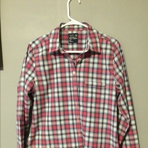 American Eagle Button-Up Plaid Long Sleeve Top